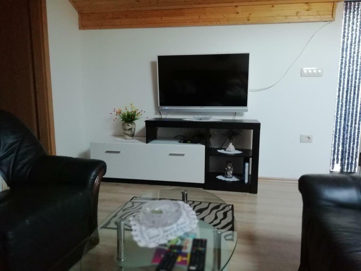 Holiday Homes Mirjana Moscenicka Draga Ngoại thất bức ảnh