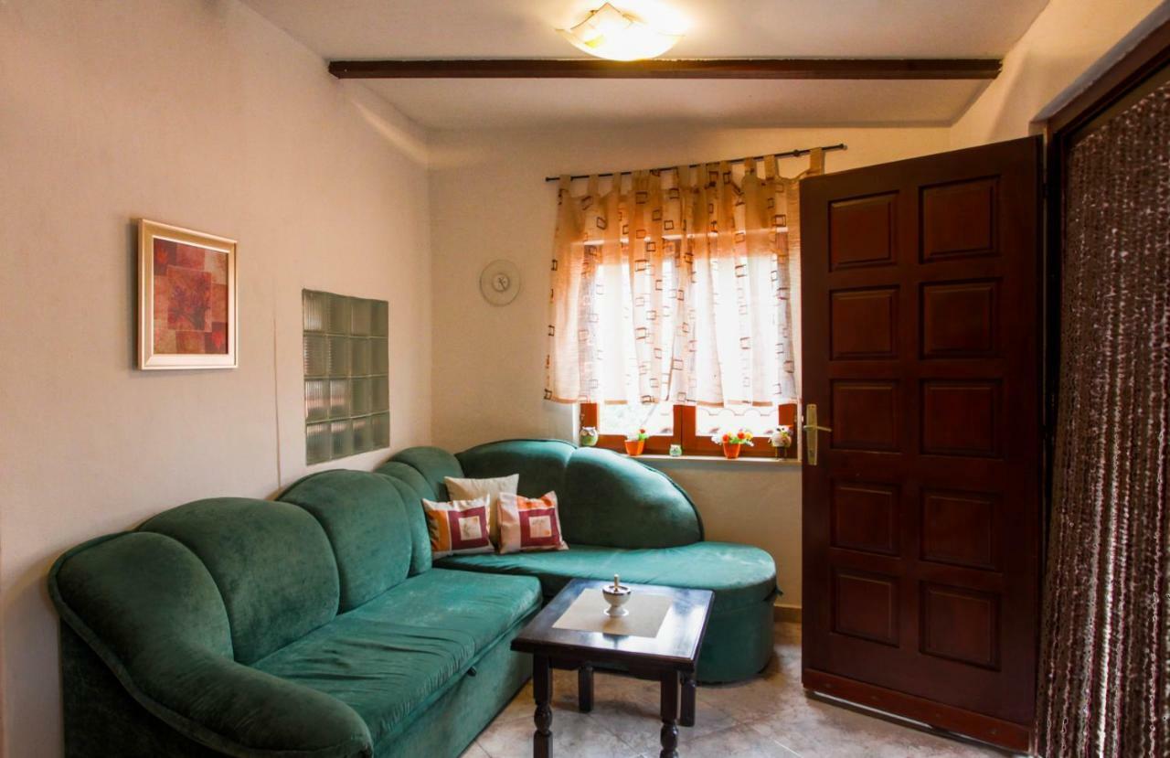 Holiday Homes Mirjana Moscenicka Draga Ngoại thất bức ảnh
